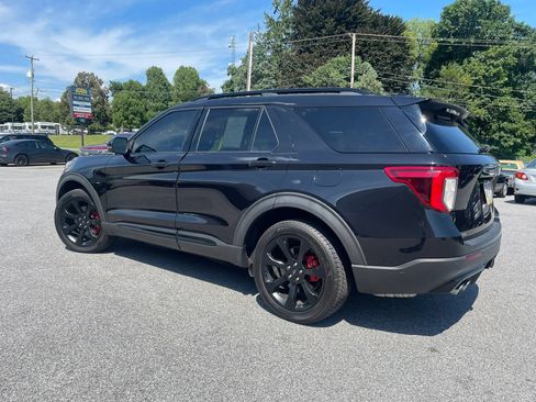 Used 2020 Ford Explorer ST w/ ST Street Pack AWD/4WD image 9