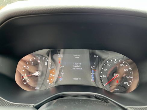 Used 2025 Jeep Compass Trailhawk AWD/4WD image 35