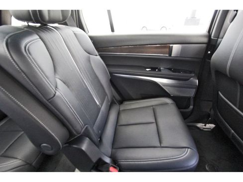 New 2027 Cadillac Vistiq Sport AWD/4WD image 11