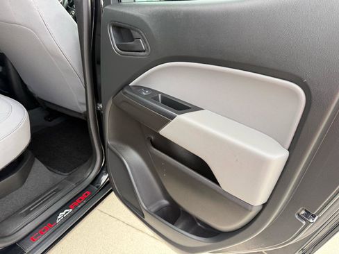 Used 2021 Chevrolet Colorado W/T w/ WT Convenience Package image 18