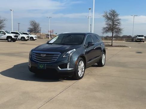 Used 2019 Cadillac XT5 Premium Luxury image 4