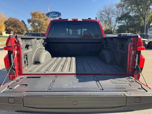 Used 2024 Ford F150 Lightning Lariat image 11