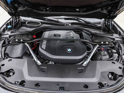 Used 2023 BMW 740i w/ Executive Package RWD image 32