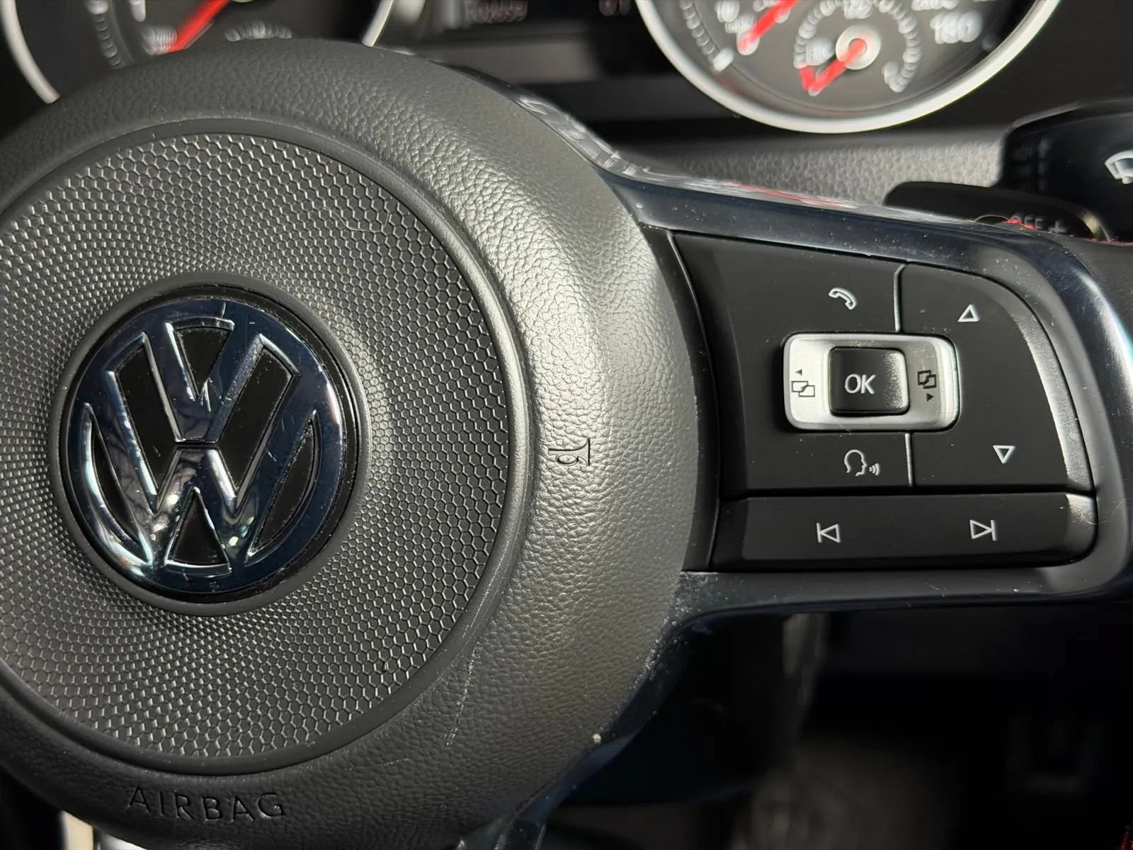 Used 2017 Volkswagen GTI S FWD image 29