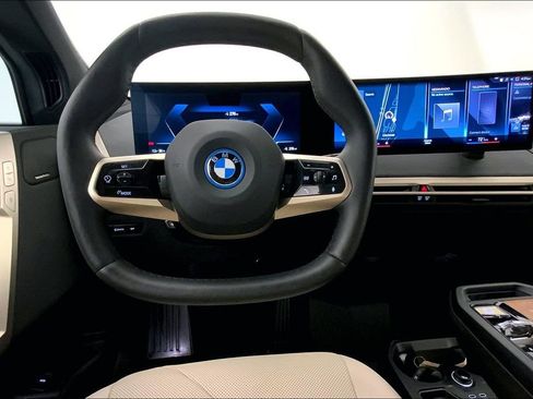 Certified 2023 BMW iX xDrive50 w/ Premium Package image 4