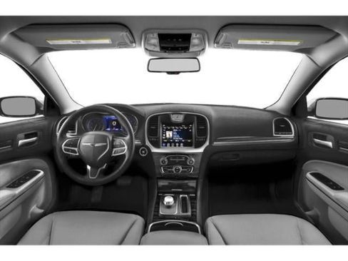 Used 2022 Chrysler 300 Touring w/ Sport Appearance Package image 8