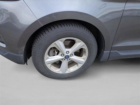 Used 2020 Ford Edge SE AWD/4WD image 10