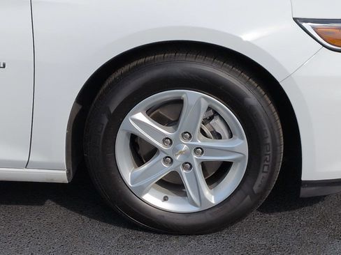 Used 2024 Chevrolet Malibu LS FWD image 10