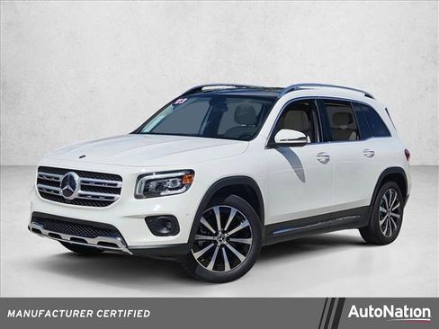 Used 2023 Mercedes-Benz GLB 250 image 1