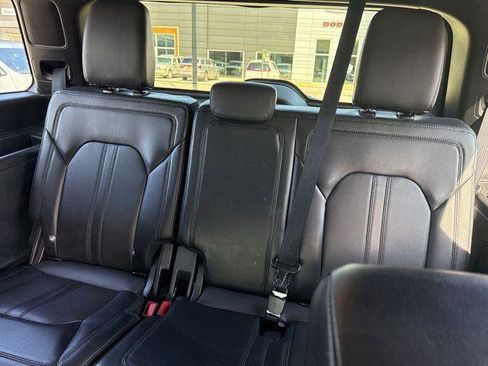 Used 2021 Ford Expedition Limited image 30