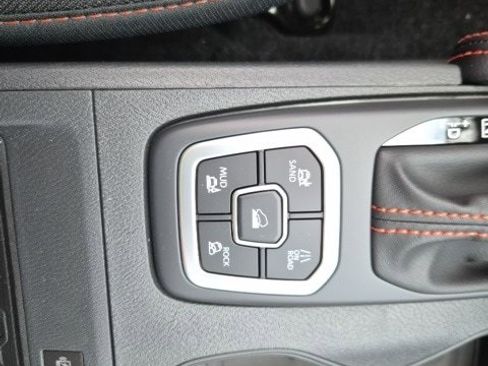 New 2026 Nissan Frontier PRO-4X w/ Pro-4x Convenience Package image 27