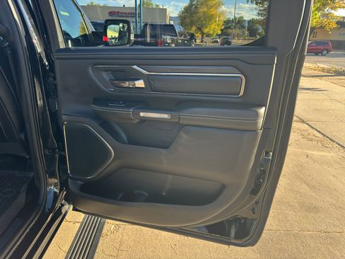 Used 2019 RAM 1500 Limited w/ Body Color Bumper Group image 23