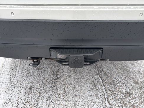 Used 2018 Toyota Highlander Limited Platinum image 11