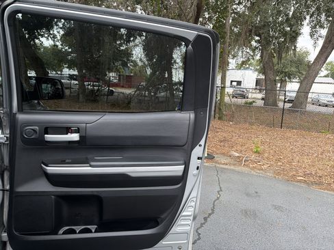 Used 2018 Toyota Tundra SR5 w/ SR5 Upgrade Package RWD image 32