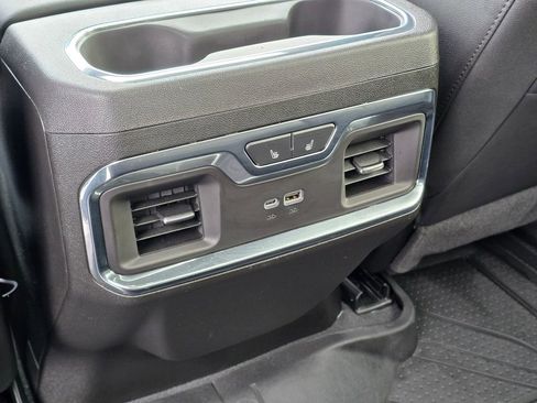 Used 2024 Chevrolet Silverado 1500 High Country w/ High Country Premium Package image 18