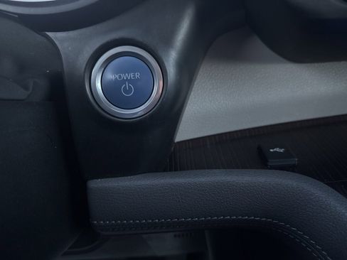 Used 2023 Toyota Sienna XLE image 26