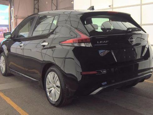 Used 2025 Nissan Leaf S image 4