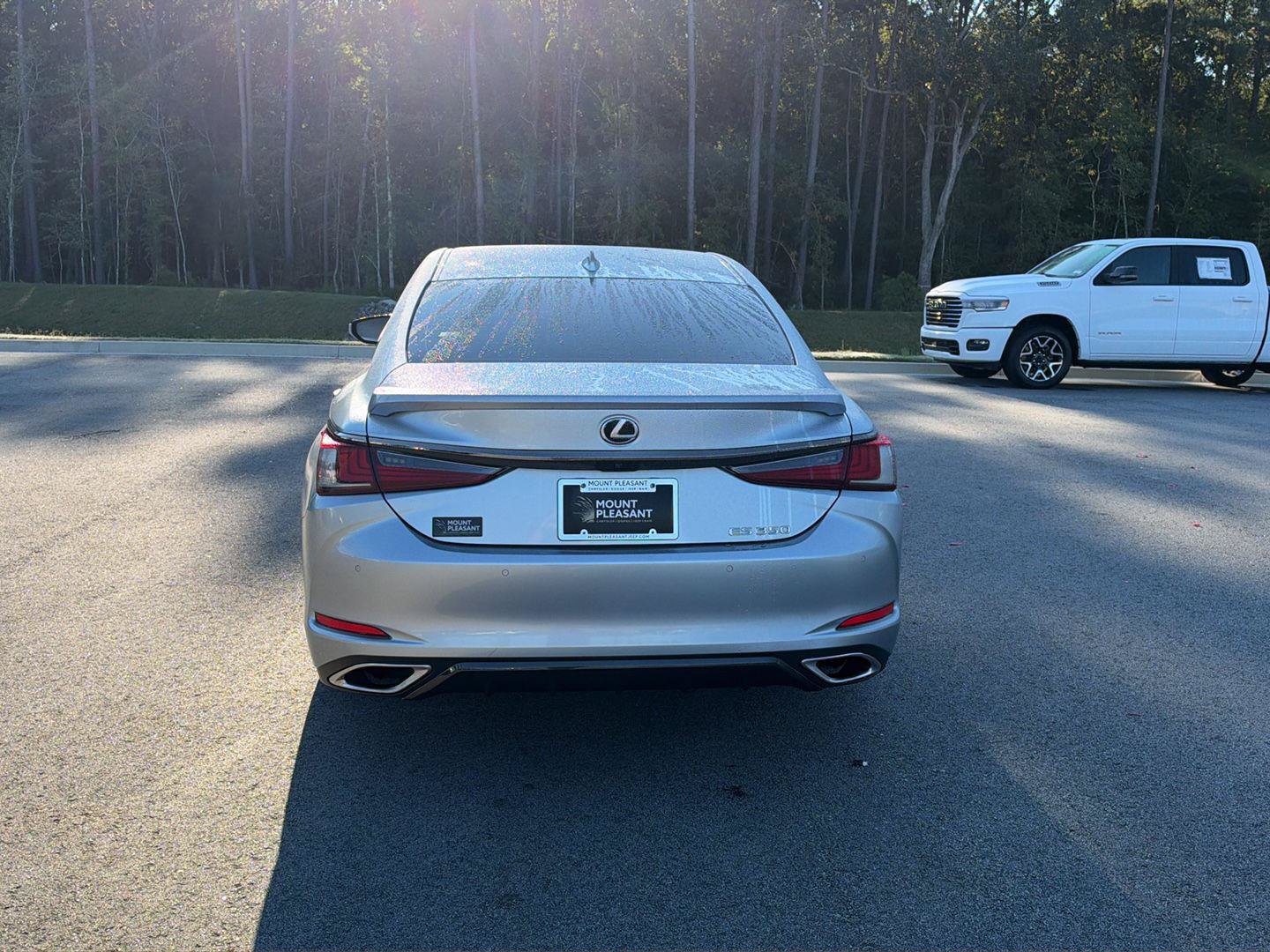 Used 2023 Lexus ES 350 F Sport w/ Accessory Package (Z1) FWD image 6