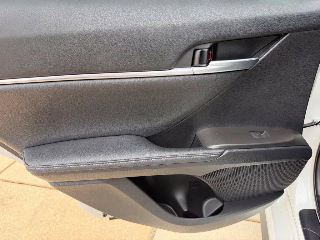 Used 2024 Toyota Camry XSE w/ Blackout Package (TMS) FWD image 12