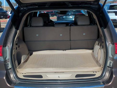 Used 2019 Jeep Grand Cherokee Overland image 27