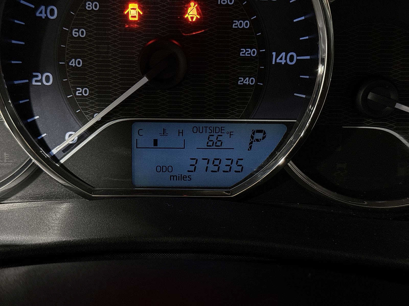 Used 2015 Toyota Corolla LE FWD image 19