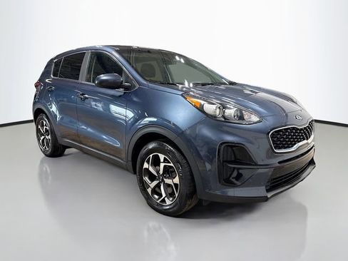 Used 2022 Kia Sportage LX image 5