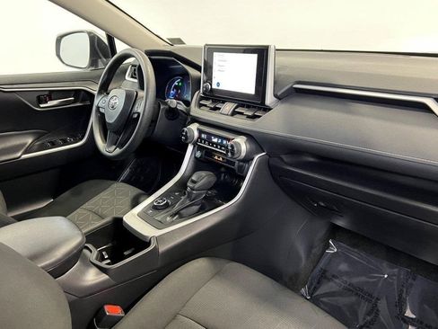 Used 2024 Toyota RAV4 XLE image 15