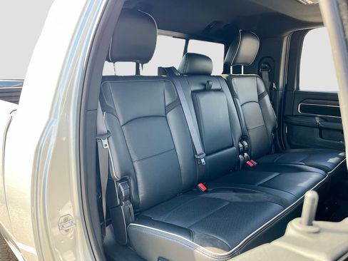 New 2026 RAM 2500 Laramie AWD/4WD image 29