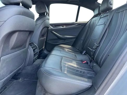 Used 2019 BMW 530i xDrive w/ Convenience Package AWD/4WD image 18