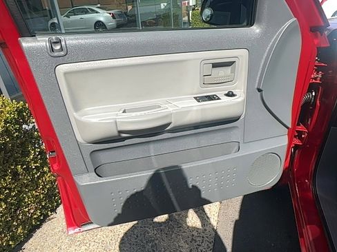 Used 2007 Dodge Dakota ST w/ SXT Group image 12