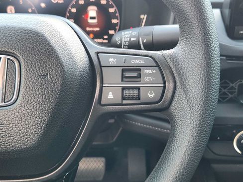 Used 2025 Honda Accord LX image 27