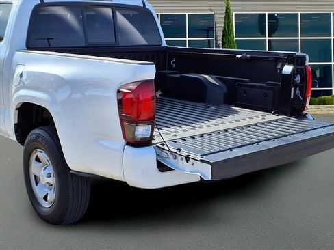 Used 2023 Toyota Tacoma SR image 29