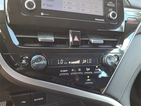 Used 2023 Toyota Camry LE image 19
