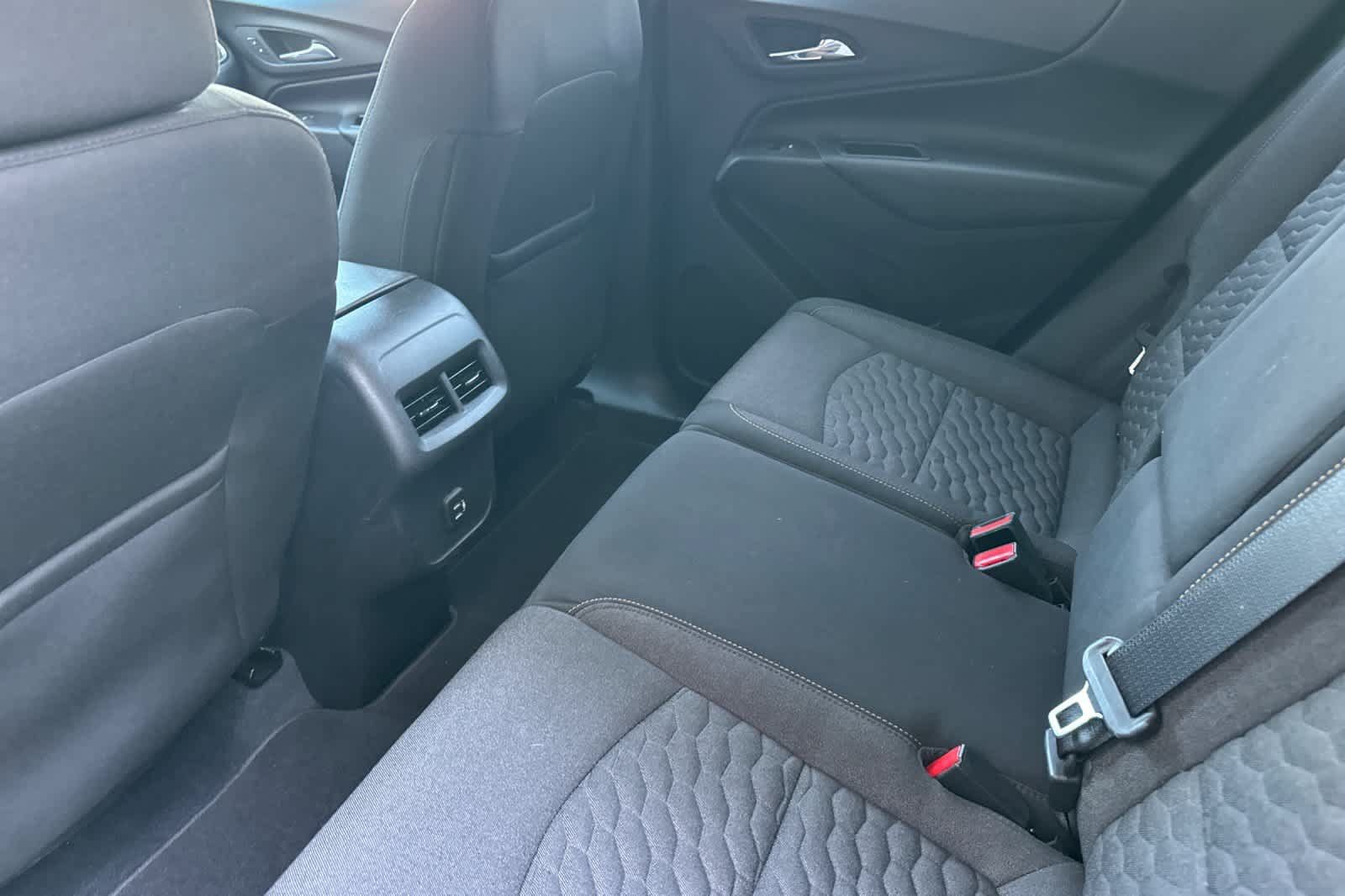 Used 2020 Chevrolet Equinox LT FWD image 12