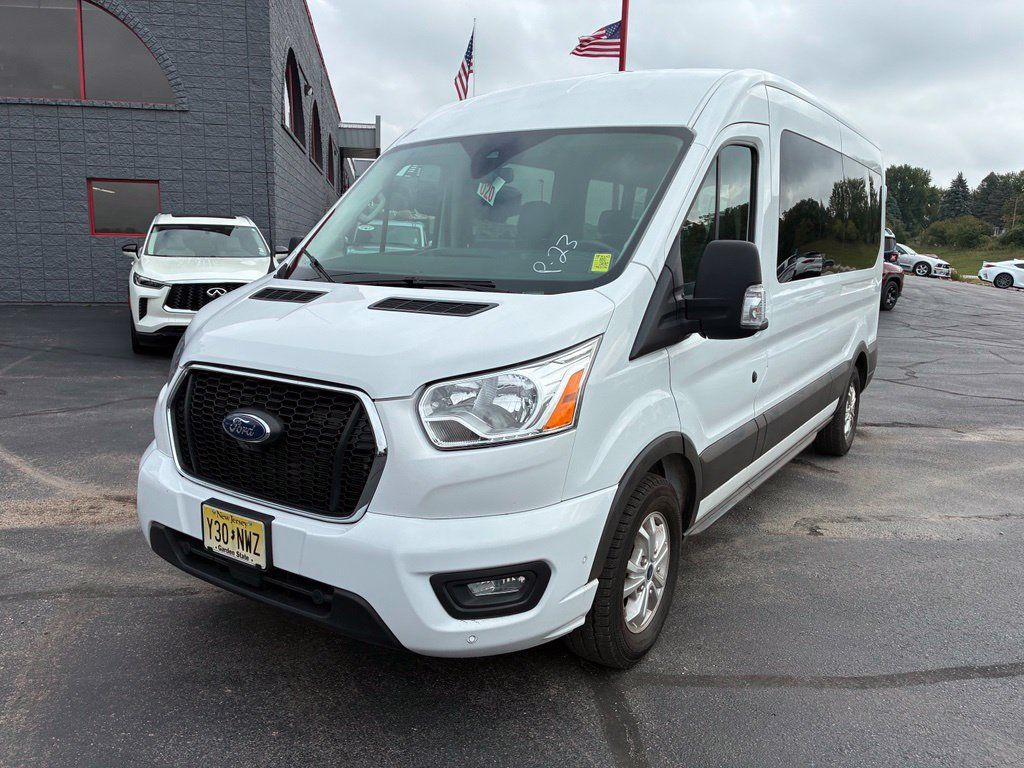 Used 2021 Ford Transit 350 XLT RWD image 4