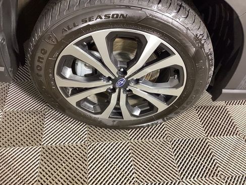 Used 2022 Subaru Forester Limited image 6