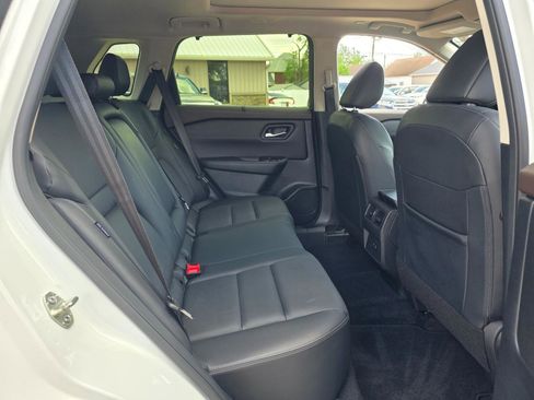 Used 2023 Nissan Rogue SV w/ SV Premium B Package AWD/4WD image 21