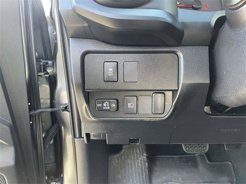 Used 2023 Toyota Tacoma SR image 23