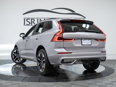 New 2026 Volvo XC60 B5 Plus w/ Protection Package Premier AWD/4WD image 28