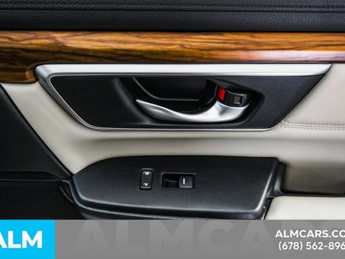 Used 2019 Honda CR-V Touring image 40