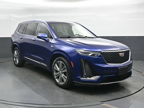 Used 2023 Cadillac XT6 Premium Luxury AWD/4WD image 4