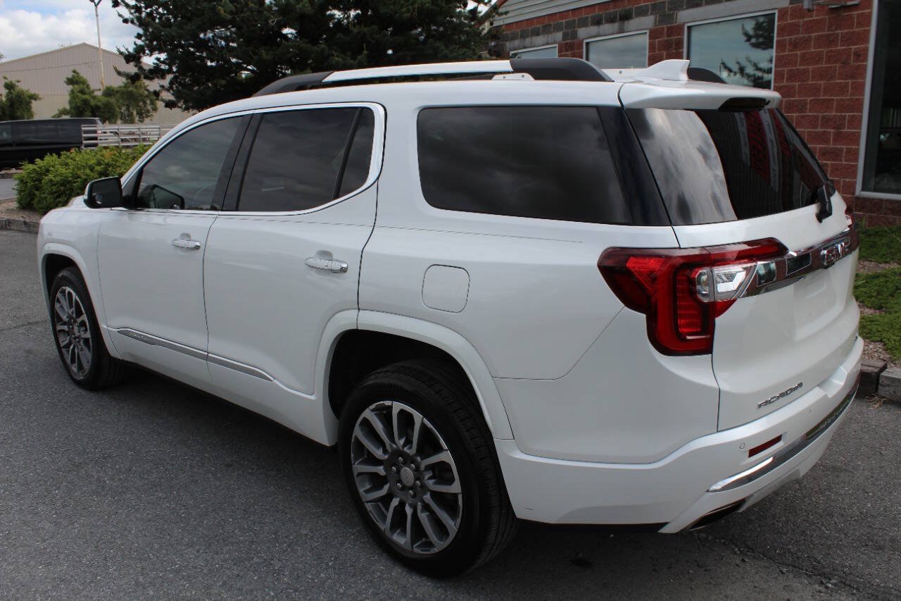 Used 2022 GMC Acadia Denali w/ Denali Ultimate Package AWD/4WD image 8