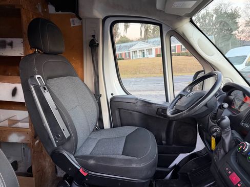 Used 2021 RAM ProMaster 1500 w/ Convenience Group FWD image 10