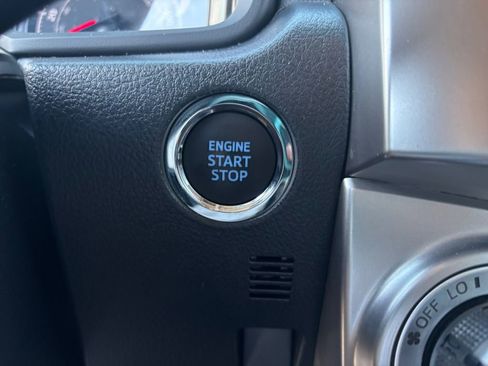 Used 2022 Toyota 4Runner SR5 Premium image 37