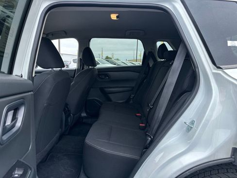 Used 2024 Nissan Rogue S AWD/4WD image 21