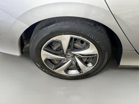Used 2019 Honda Civic LX image 32