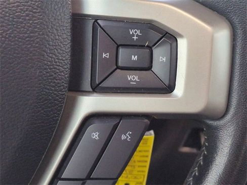 Certified 2021 Ford F250 Lariat w/ FX4 Off-Road Package image 25