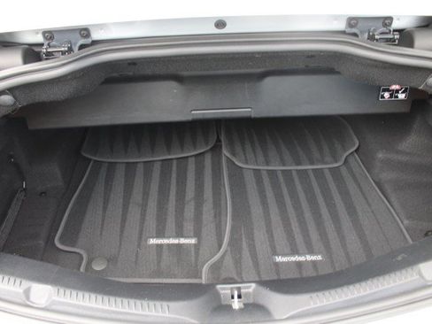 Used 2018 Mercedes-Benz E 400 4MATIC Cabriolet image 40