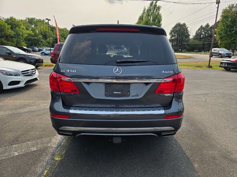 Used 2016 Mercedes-Benz GL 450 4MATIC w/ Premium I Package image 4