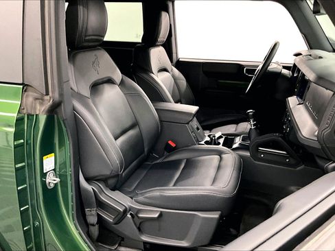 Used 2025 Ford Bronco Badlands AWD/4WD image 8